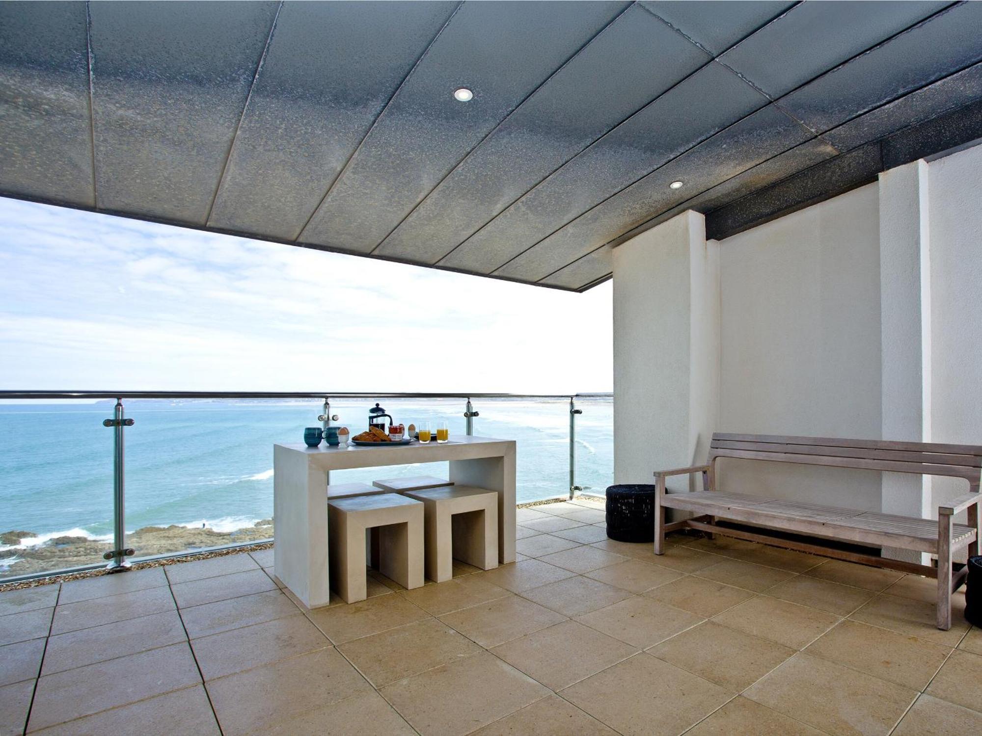 The Penthouse Bay View Apartment Westward Ho!  Bagian luar foto